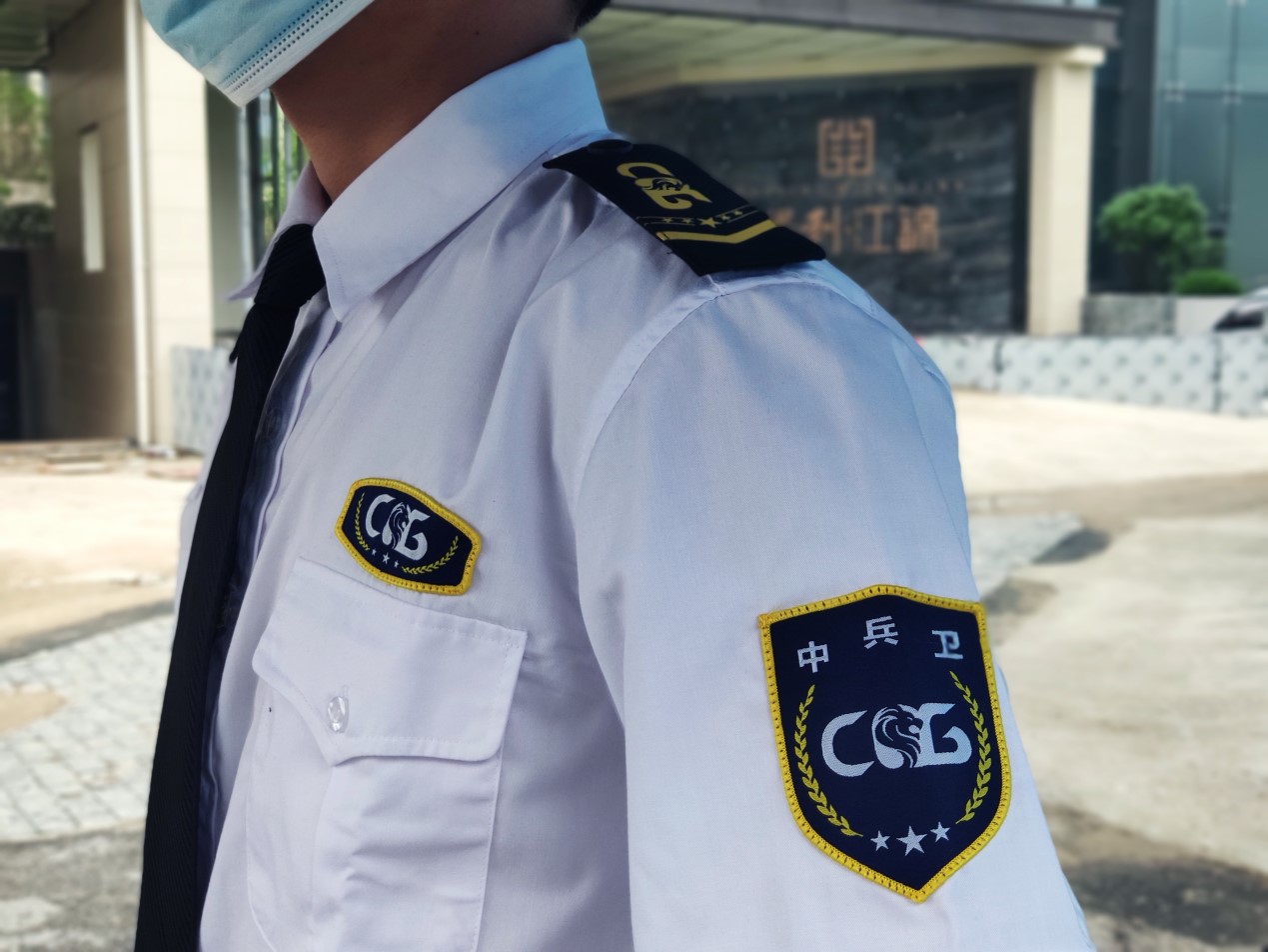 151527117.jpg 02.jpg